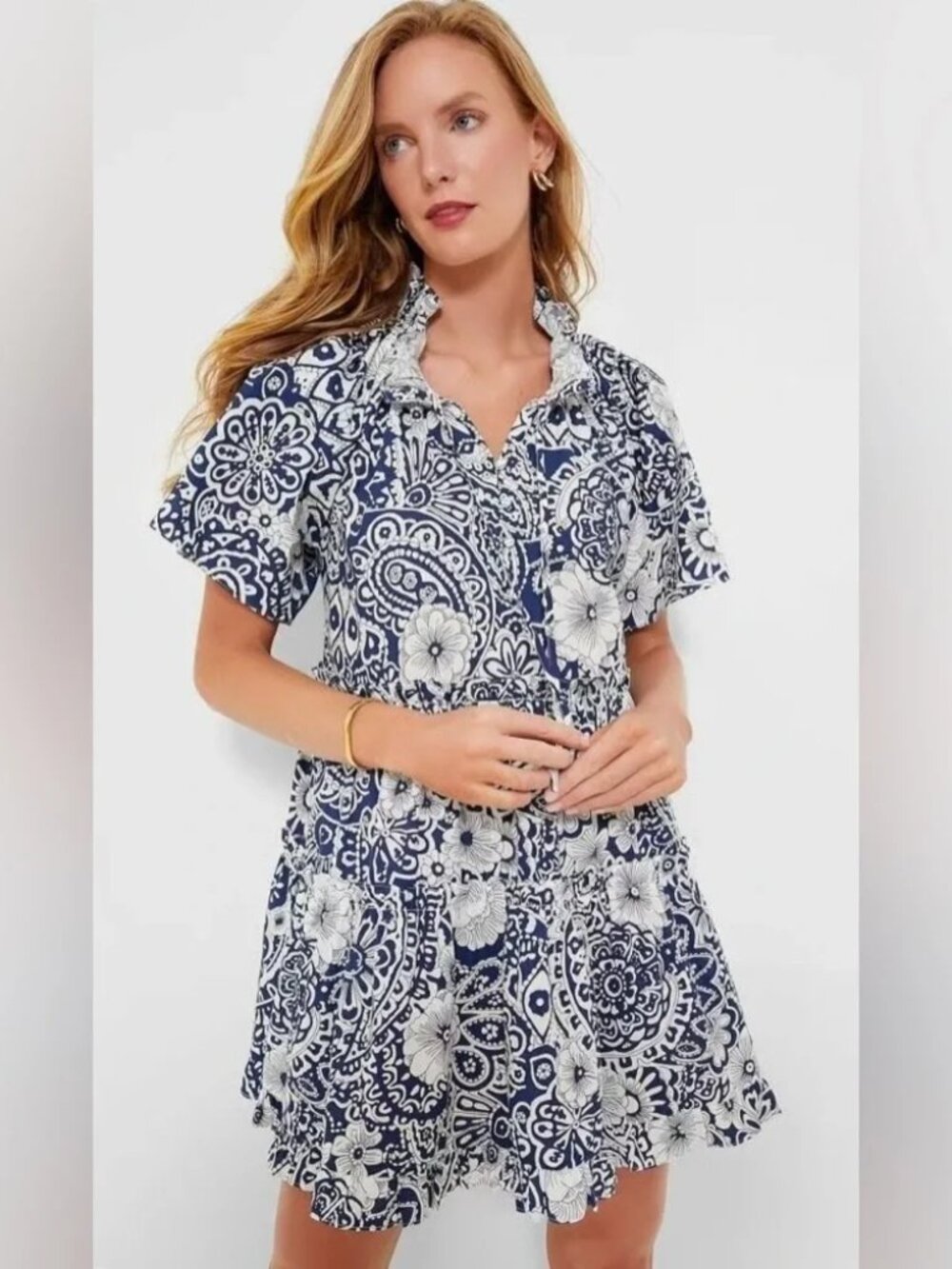 Hyacinth House Thea Mini Dress in Blue/White Floral Size Small